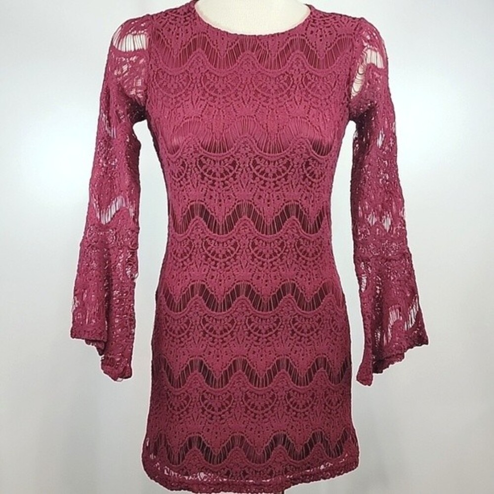 ALTAR'D STATE Lace Long Sleeved Dress size XS